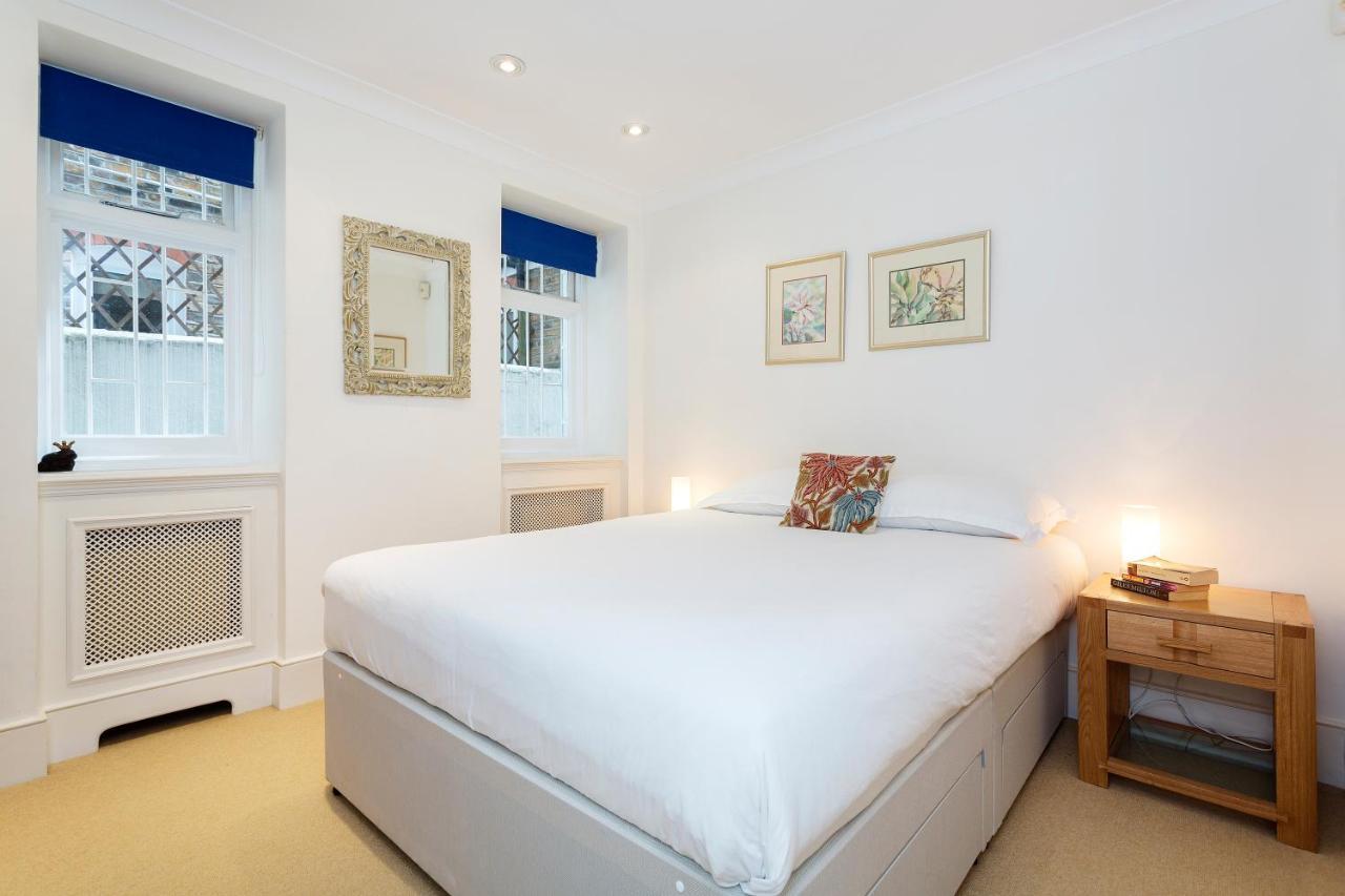 Veeve - South Kensington Garden Apartment 런던 외부 사진